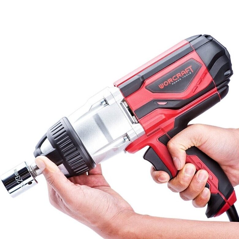 Triecienuzgriežņu atslēga 1/2" + galvas 17,19,21,23mm WORCRAFT IW1000